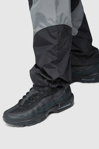 ZONE TRACKPANT - BLACK